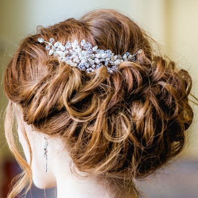 Weddinghairvine on bride with red hair