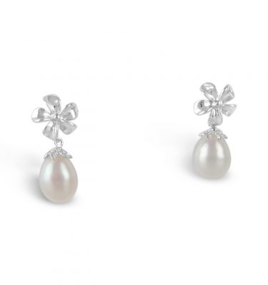 earrings with flower tops and pearl drops