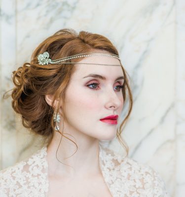 Bridal headpiece with roses
